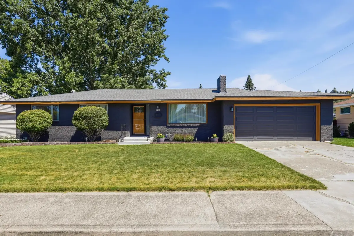 3722 W Lyons Ave, Spokane, WA 99208 - #1