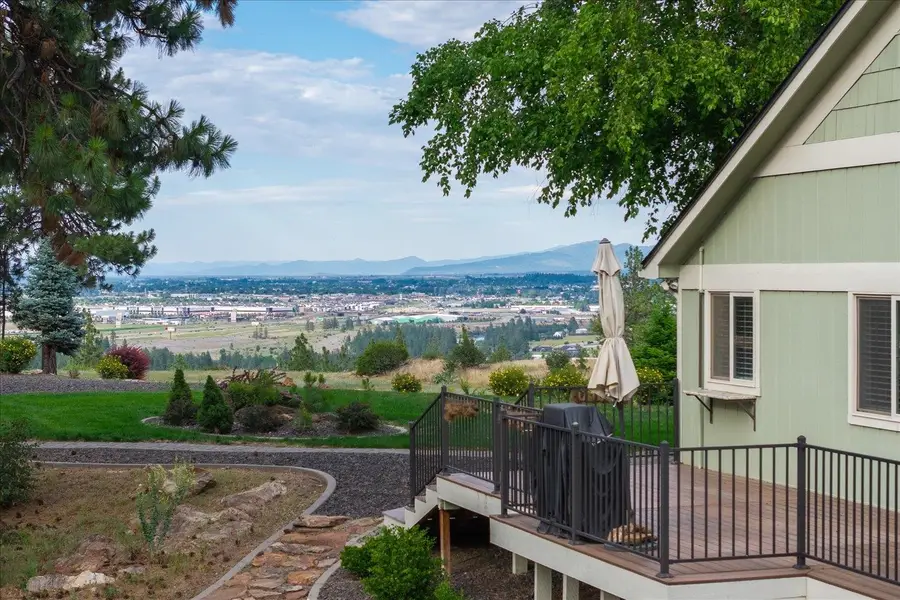 2712 N Chase Ln, Liberty Lake, WA 99019 - #3