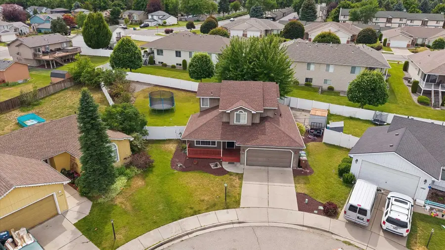 1402 E Houghton Ct, Spokane, WA 99217 - #2