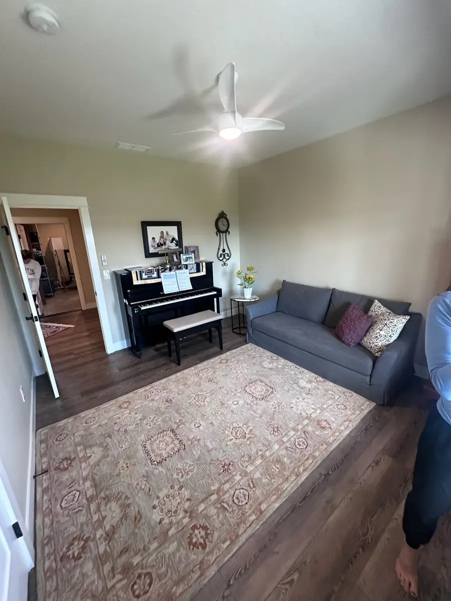 4209 W Pine Cliff Dr, Spokane, WA 99208 - #3