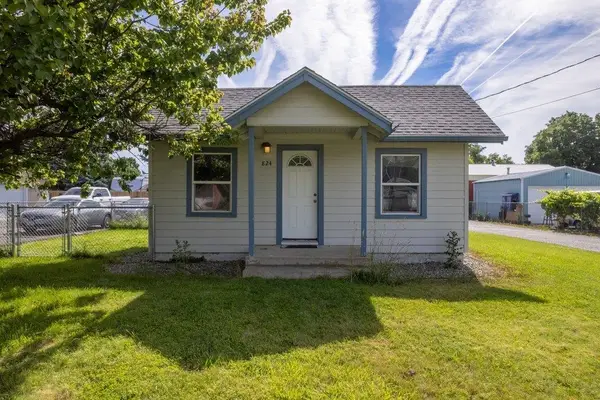 824 N Mamer Ave Ave, Spokane Valley, WA 99216