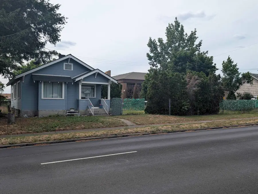 4511 N Maple St, Spokane, WA 99205 - #2