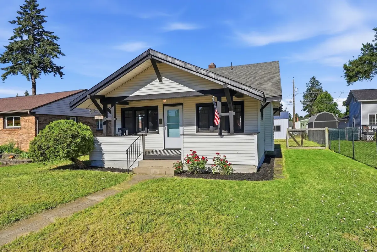 4811 N Walnut St, Spokane, WA 99205 - #1