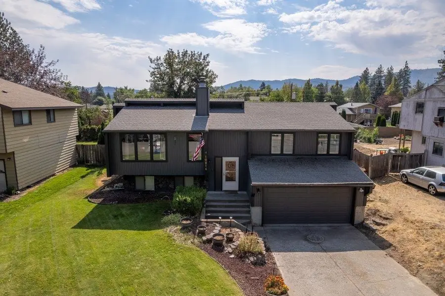 10816 E 31st Ave, Spokane Valley, WA 99206 - #2