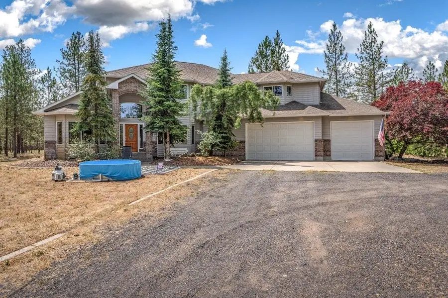 8217 W Rutter Pkwy, Spokane, WA 99208 - #2
