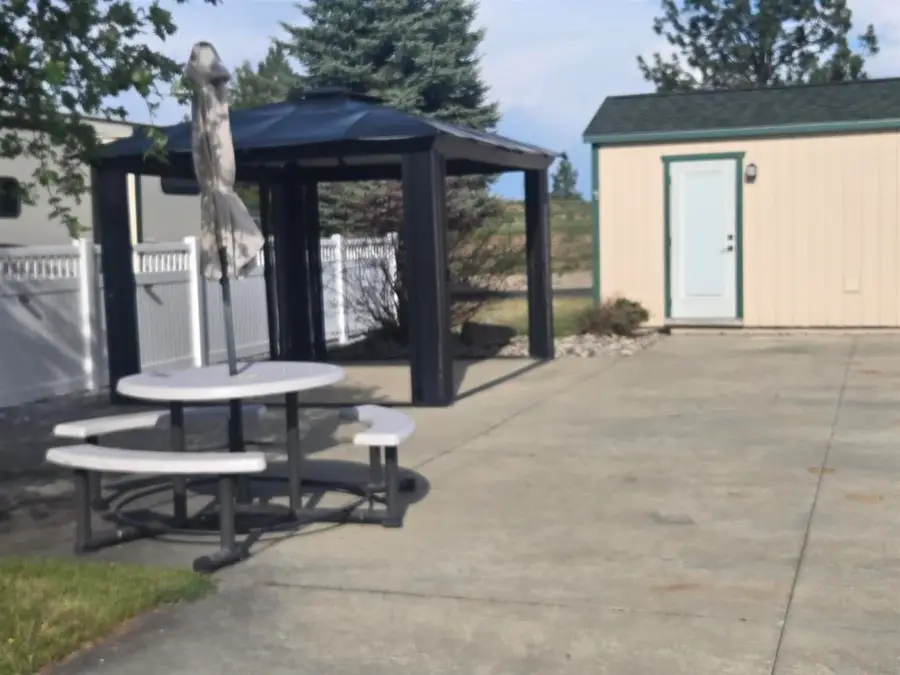 1205 N Country Club Dr, Deer Park, WA 99006 - #3