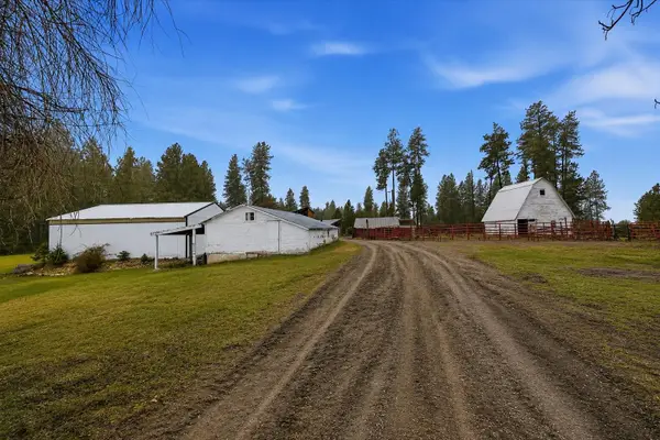 305.5 River Rd, Usk, WA 99180