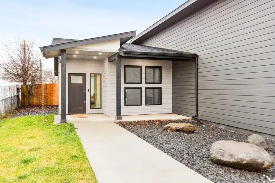13521 W 12th Ave, Airway Heights, WA 99001 - #3