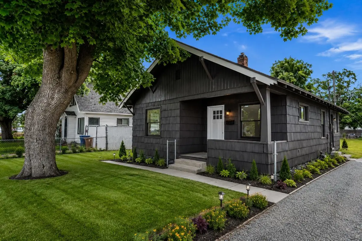 2433 E Central Ave, Spokane, WA 99208 - #1