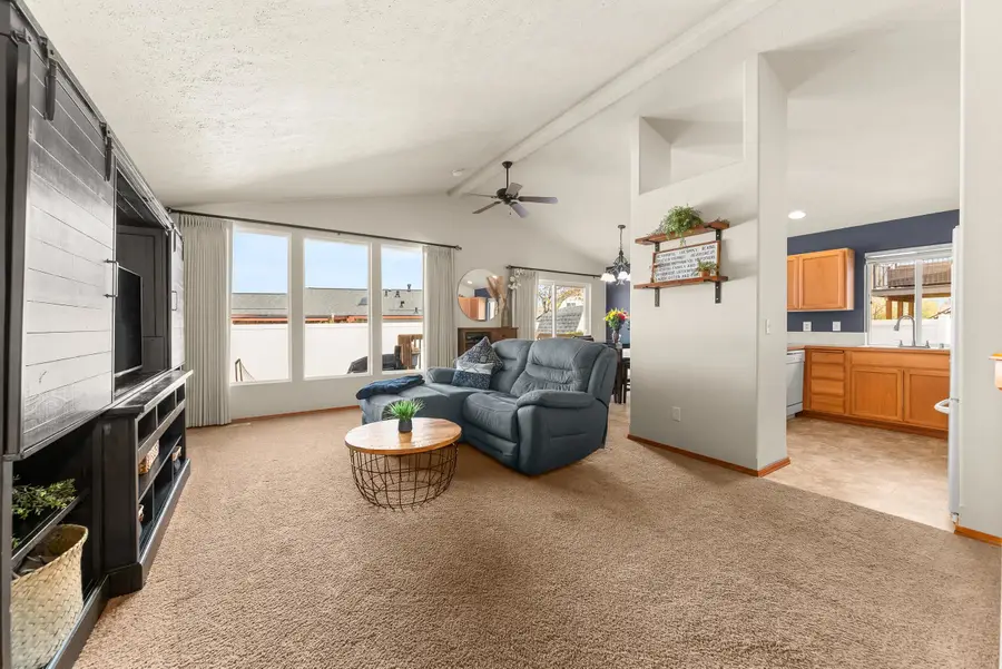 1613 E 2nd St, Deer Park, WA 99006 - #3