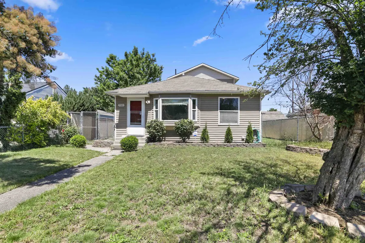 923 E Nebraska Ave, Spokane, WA 99208 - #1