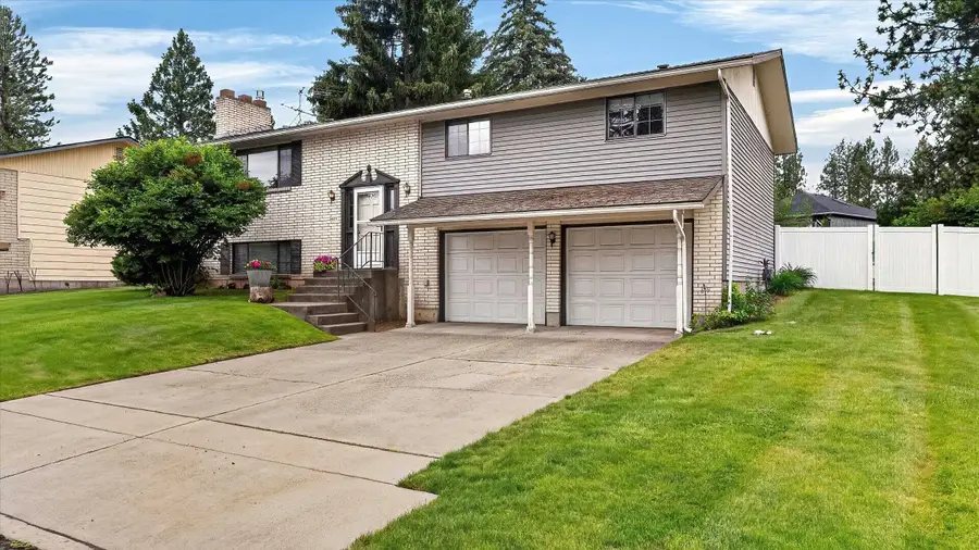 8021 N Pamela St, Spokane, WA 99208 - #2