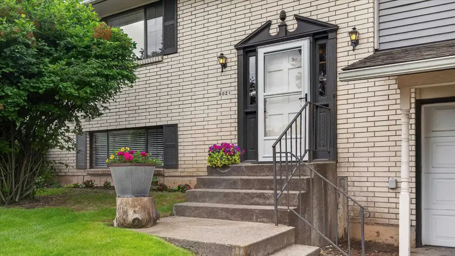 8021 N Pamela St, Spokane, WA 99208 - #3