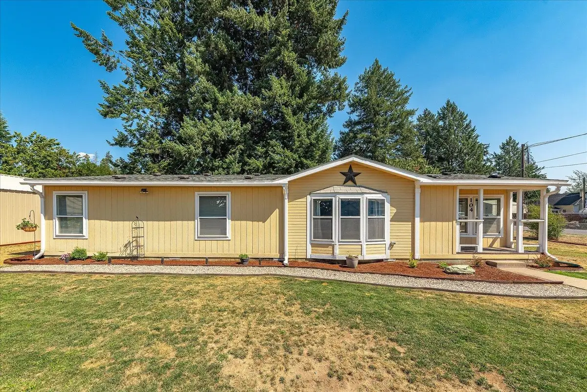 104 N Stevens Ave, Deer Park, WA 99006 - #1