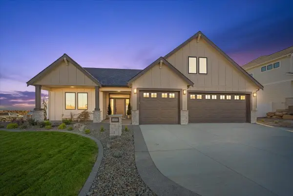 1305 S Manifold Rd, Spokane Valley, WA 99016
