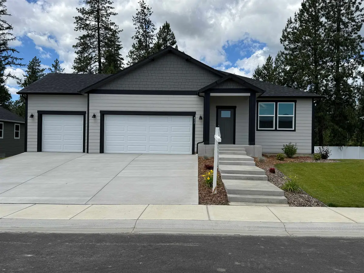 411 N Arcadia Ave, Deer Park, WA 99006 - #1