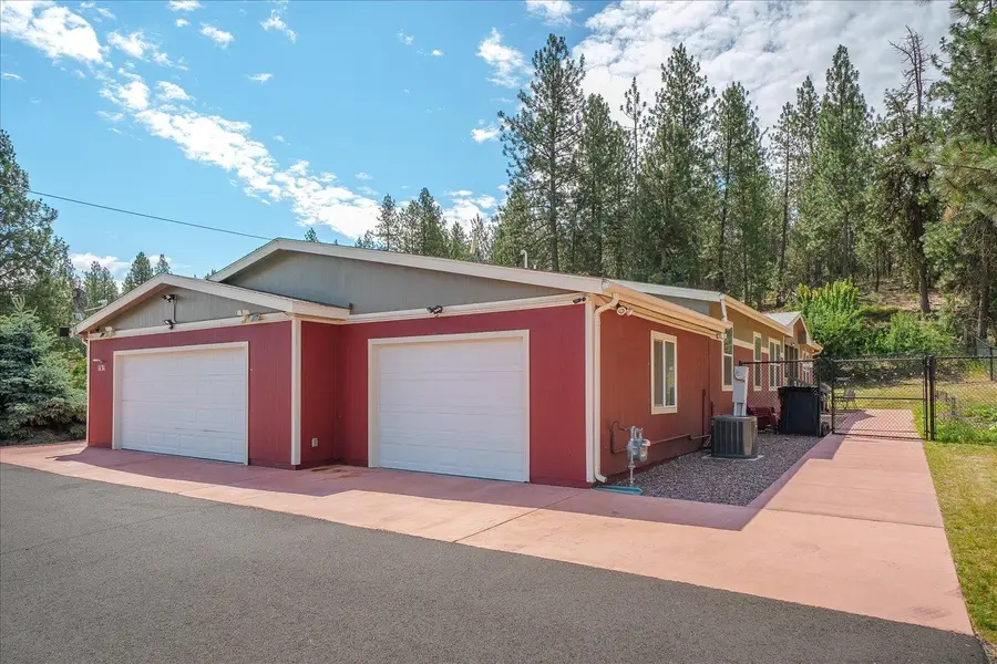 1131 W San Salvador St, Medical Lake, WA 99022 - #3
