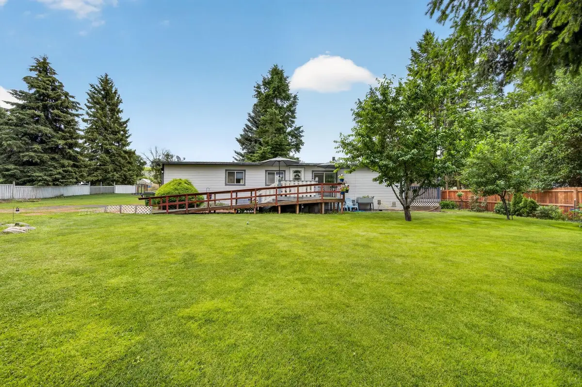 155 E 4th Ave, Waverly, WA 99039 - #1