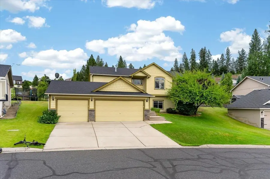 12018 N Korey Ln, Spokane, WA 99218 - #2
