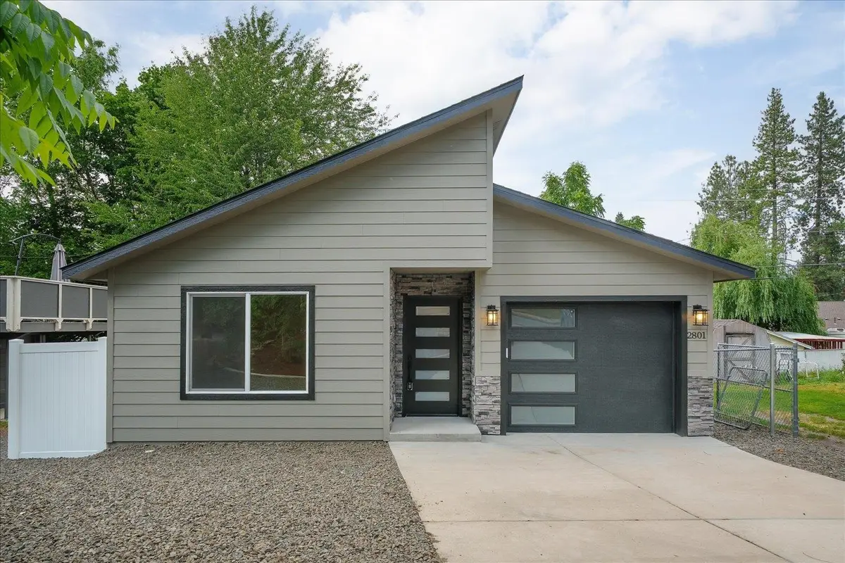 2801 E 17th Ave, Spokane, WA 99223 - #1