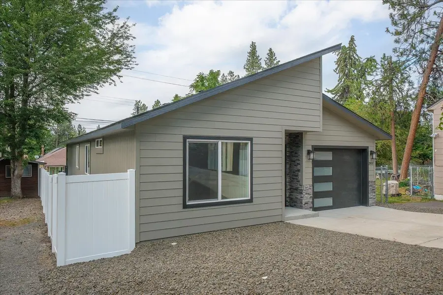 2801 E 17th Ave, Spokane, WA 99223 - #3