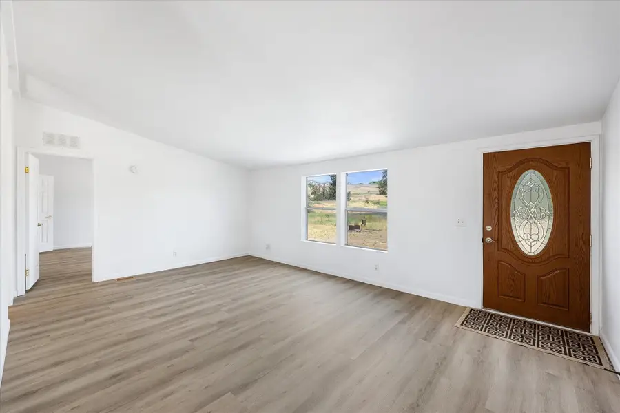 18222 W Sr 902 Hwy, Medical Lake, WA 99022 - #2