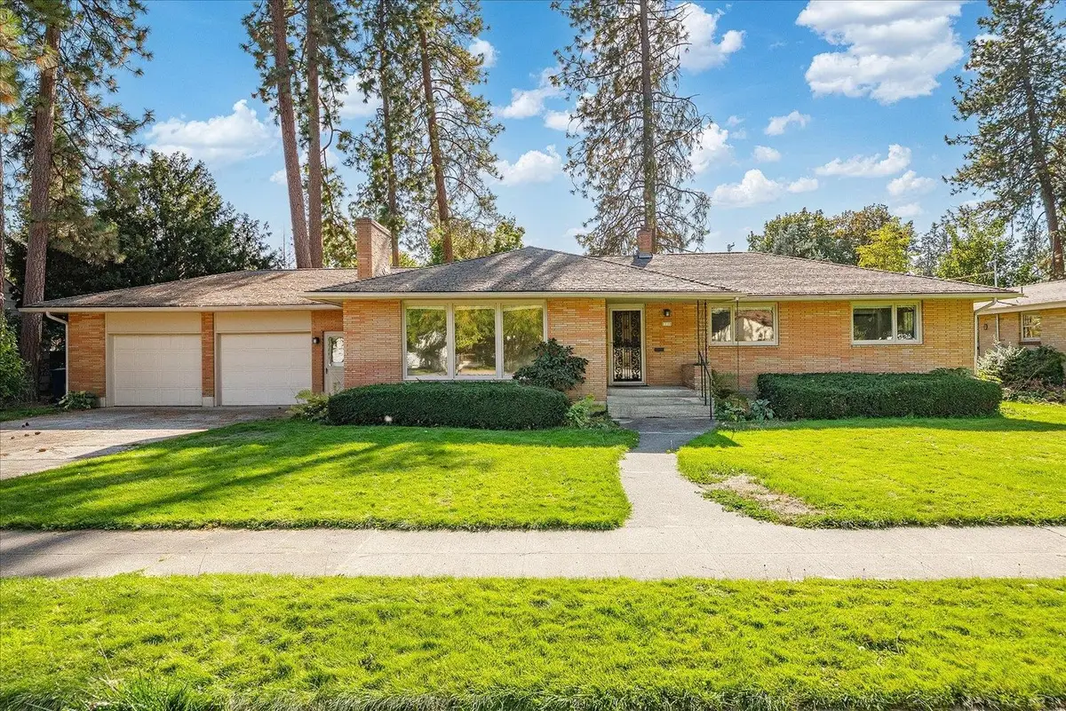 1110 E 28th Ave, Spokane, WA 99203 - #1