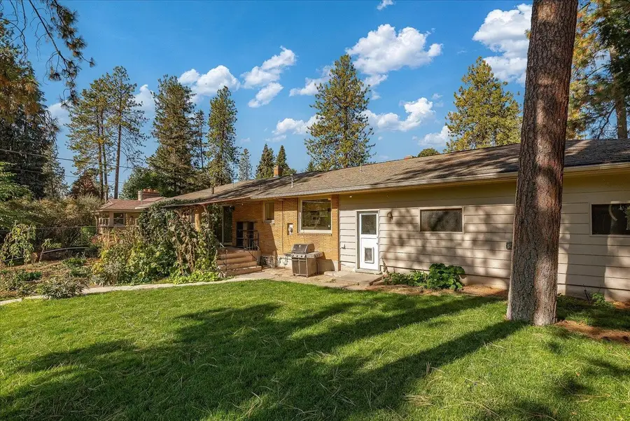 1110 E 28th Ave, Spokane, WA 99203 - #2