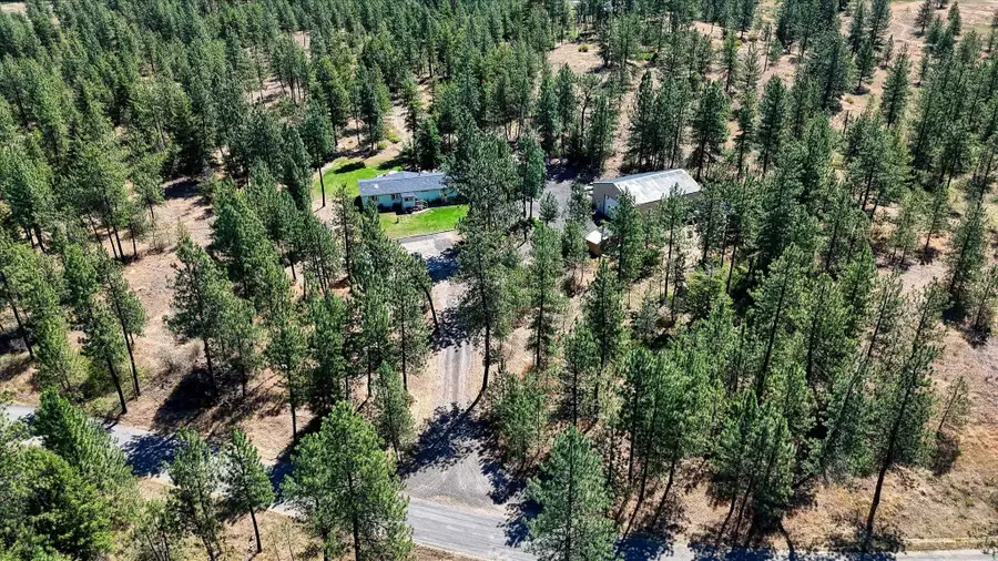 52551 E Whispering Pines Loop, Reardan, WA 99029 - #2