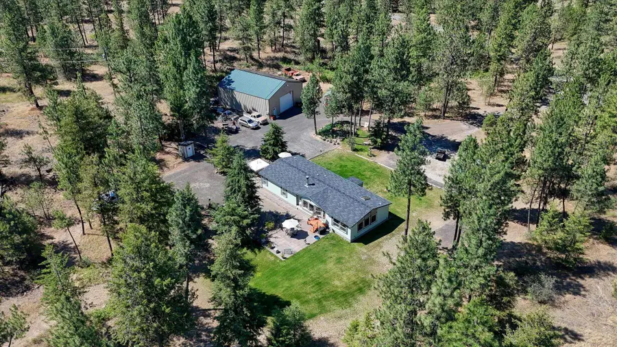 52551 E Whispering Pines Loop, Reardan, WA 99029 - #3