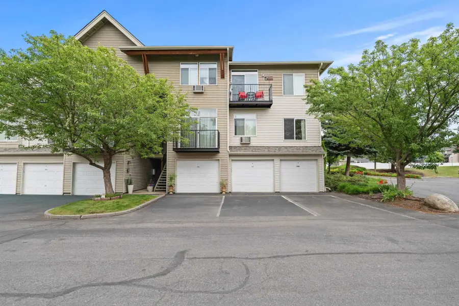 22855 E Country Vista Dr #400, Liberty Lake, WA 99019 - #2