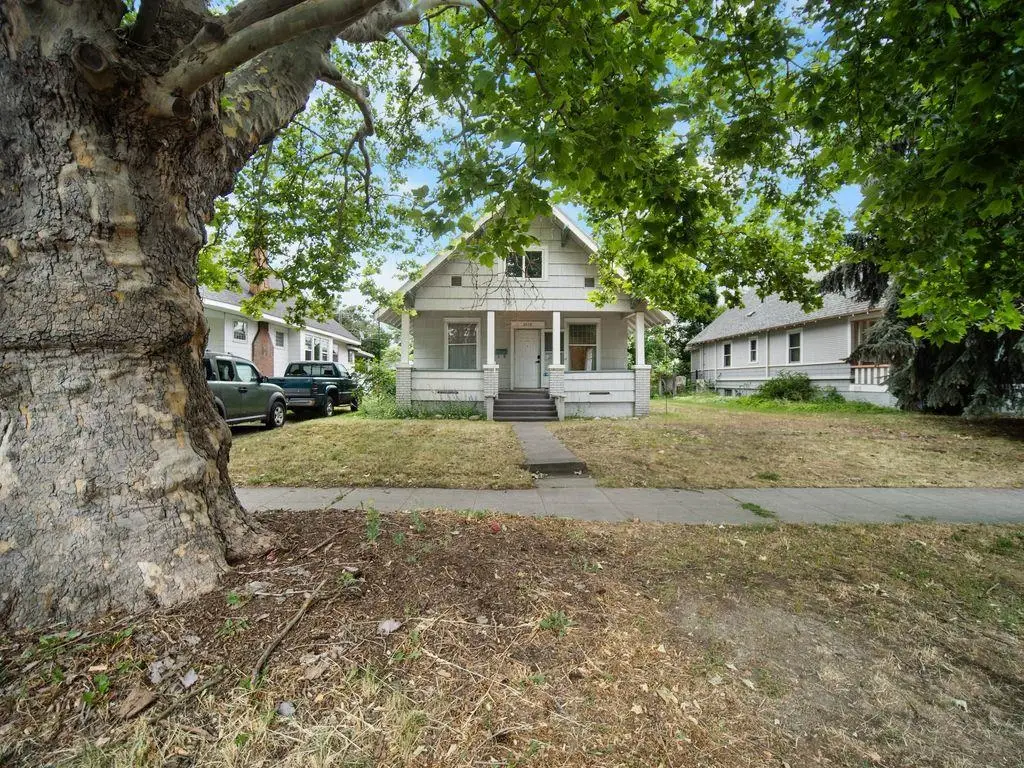 2618 N Stevens St, Spokane, WA 99205 - #1