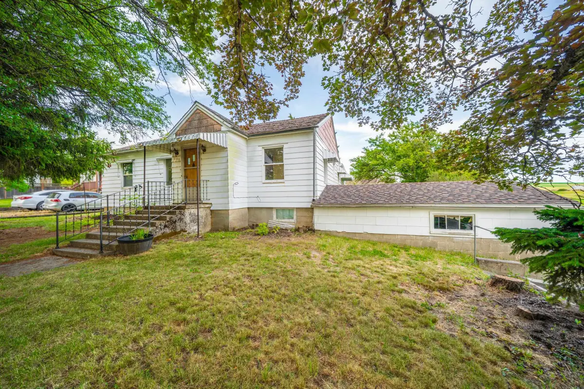 209 S Mcneil Ave, Fairfield, WA 99012 - #1
