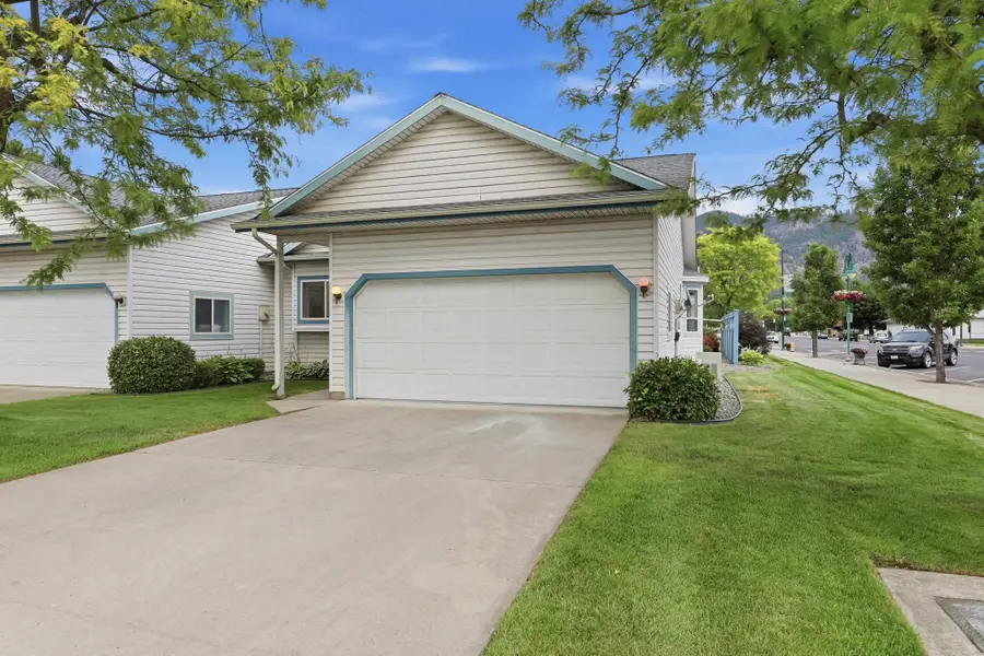 102 N 4th St #E, Chewelah, WA 99109 - #3