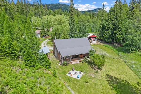 421 N Pickett Rd, Ione, WA 99139