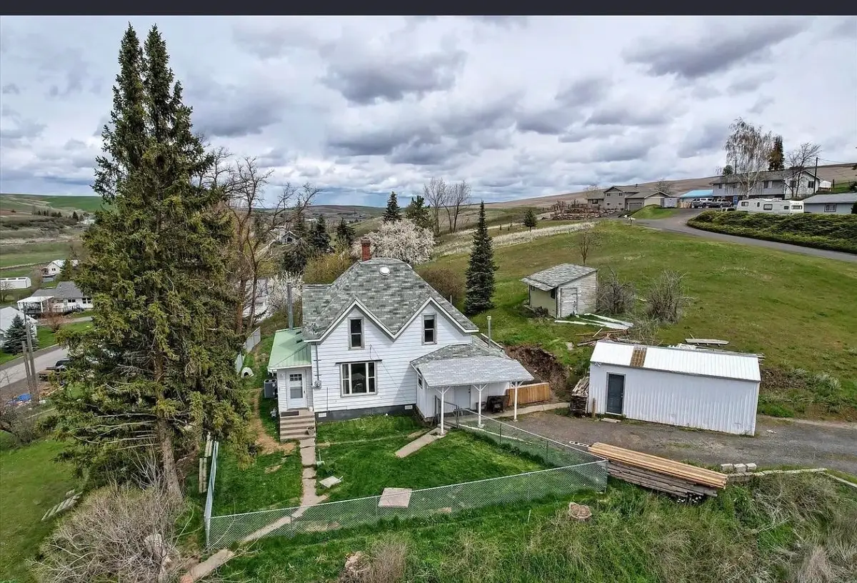 117 E First St, Rosalia, WA 99170 - #1