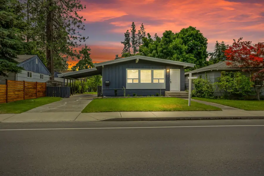 1012 E 37th Ave, Spokane, WA 99203 - #2