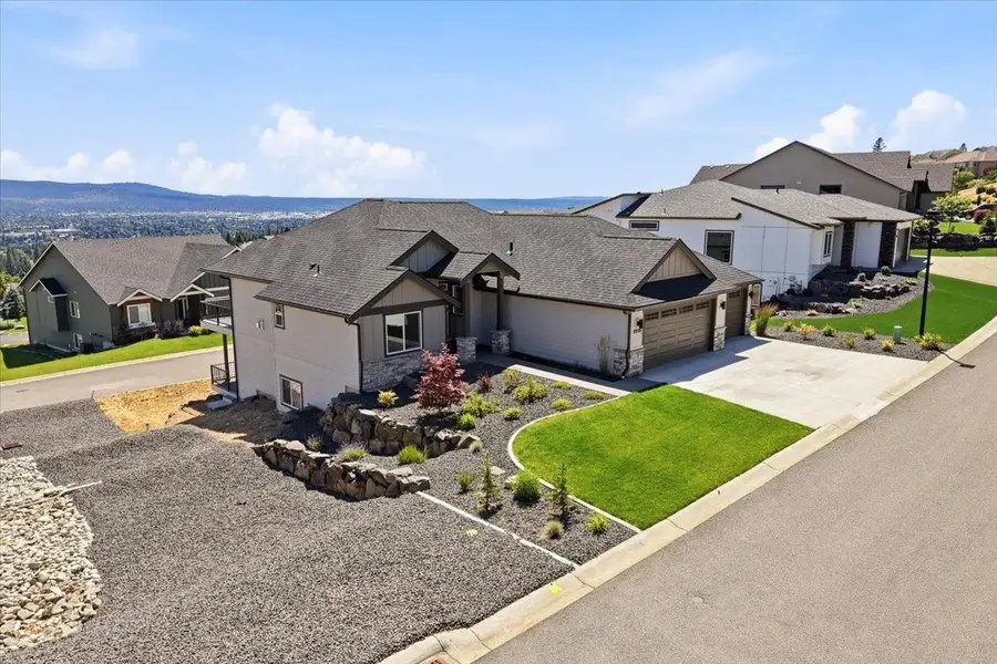 8930 E Ridgeline Ln, Spokane, WA 99217 - #2