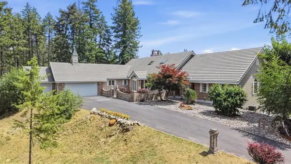 21727 N Vista Cir, Colbert, WA 99005