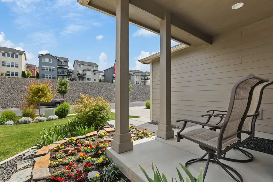 8553 N James Dr, Spokane, WA 99208 - #2