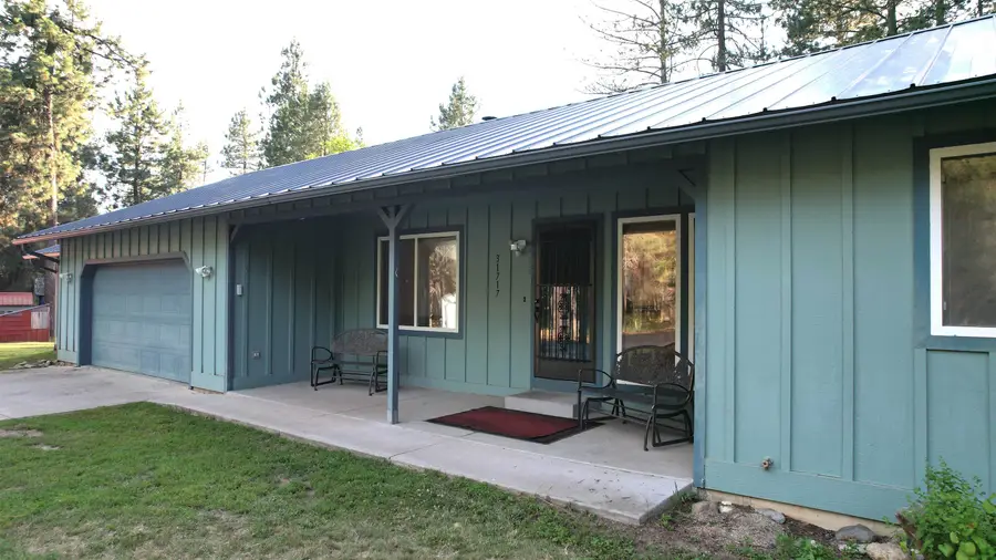 31717 N Lidgerwood Ln, Deer Park, WA 99006 - #2