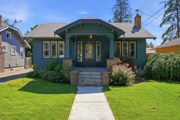 3818 N E St, Spokane, WA 99205