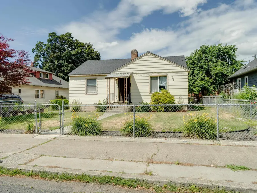 4411 N Howard St, Spokane, WA 99205 - #2