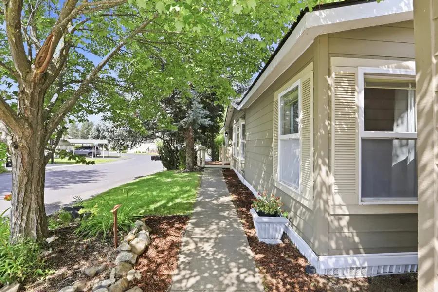 3215 E Bull Run Ln, Mead, WA 99021 - #2