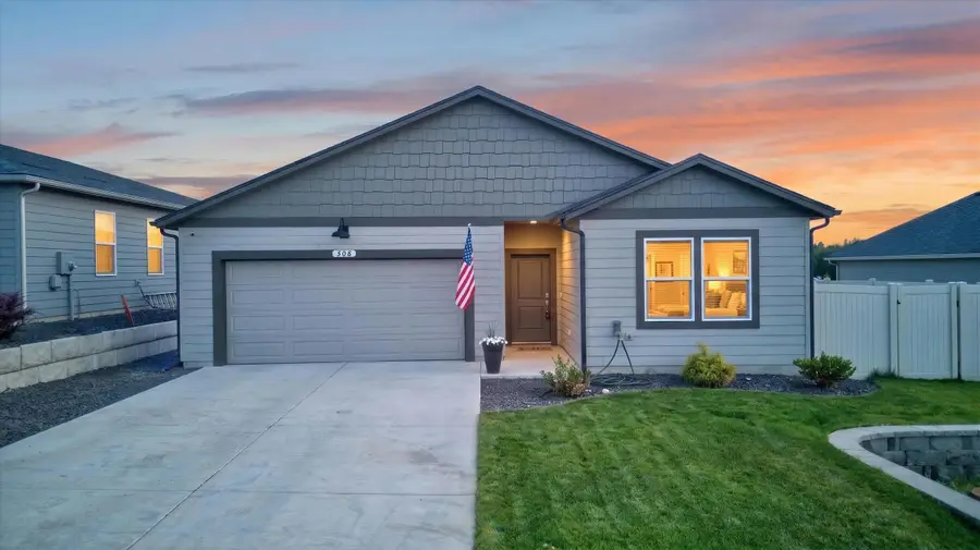 508 E K St, Deer Park, WA 99006 - #2