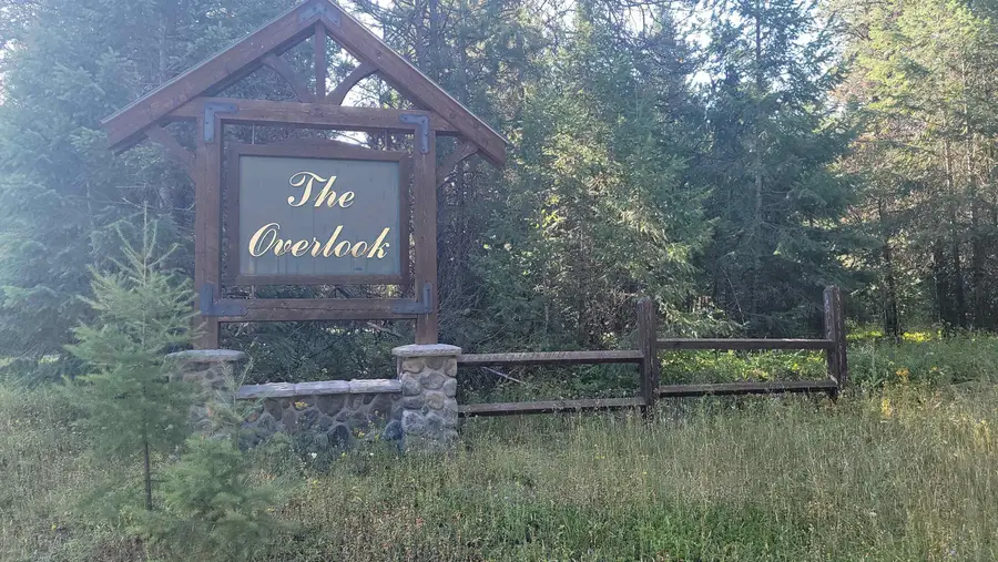 612 Overlook Dr, Newport, WA 99156 - #2