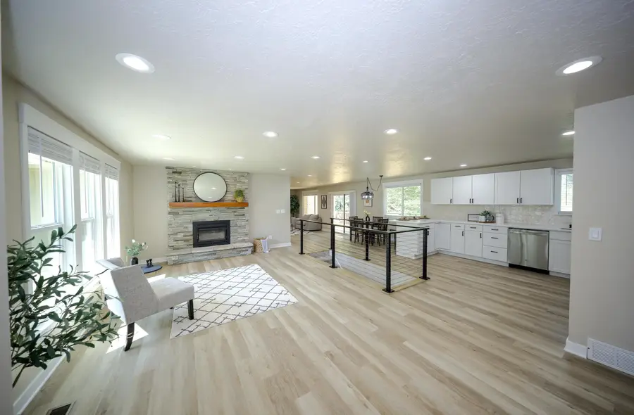 4725 S Bates Rd, Spokane, WA 99206 - #2