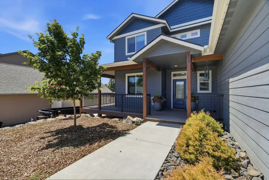 25517 N Sheridan Rd, Chattaroy, WA 99003 - #2