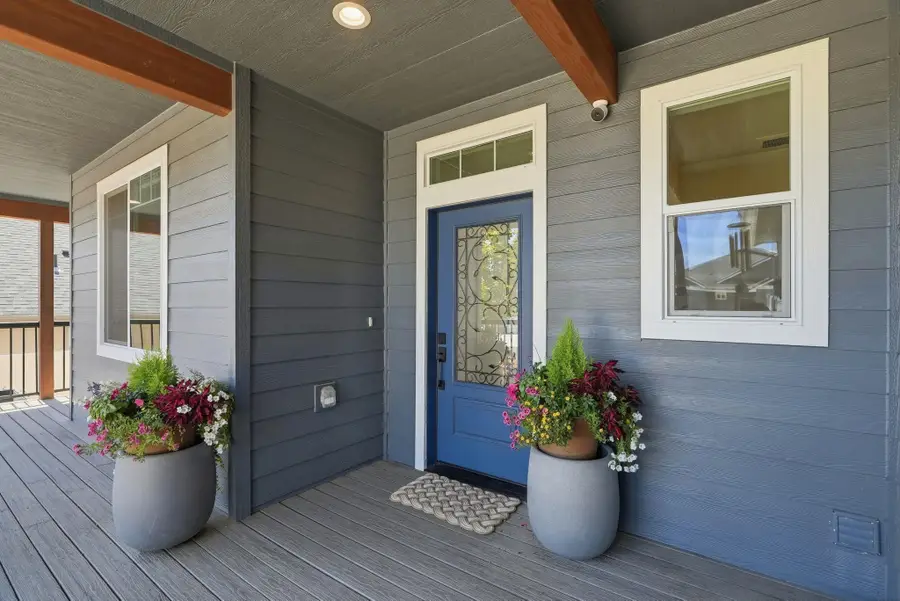 25517 N Sheridan Rd, Chattaroy, WA 99003 - #3