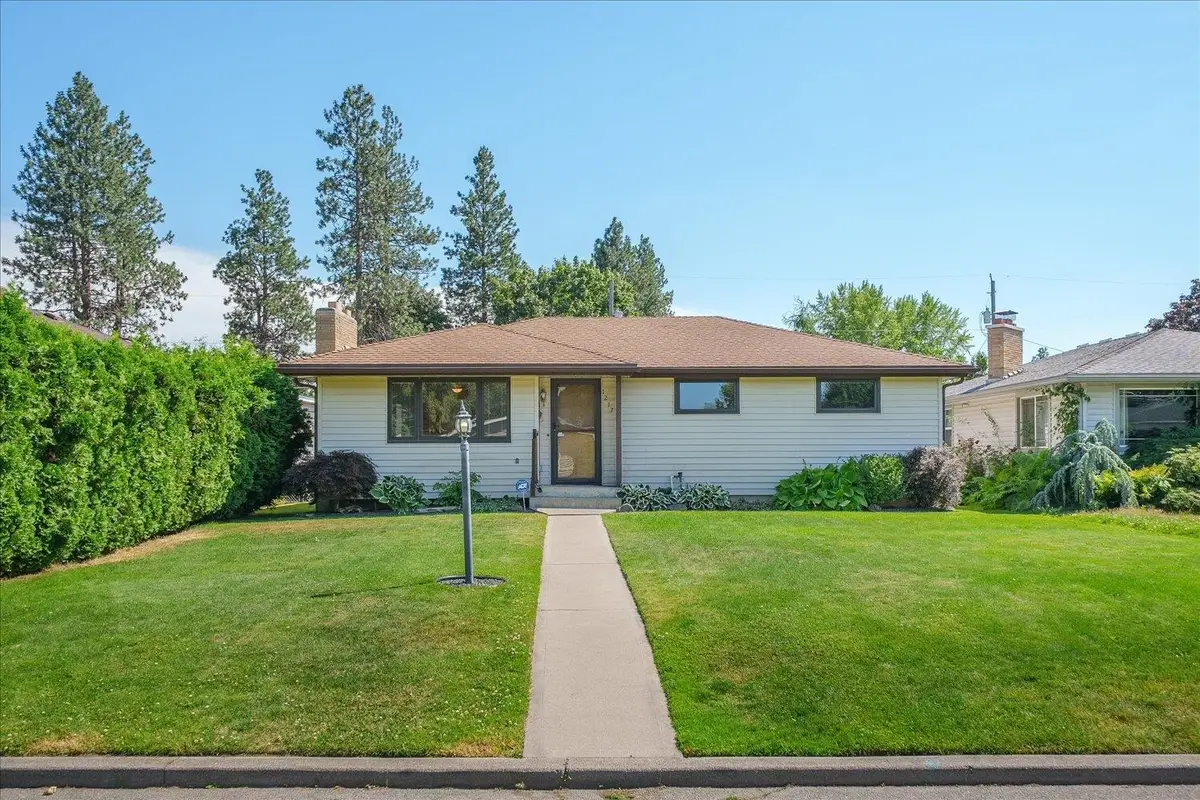 1217 W Central Ave, Spokane, WA 99205 - #1